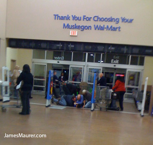 Wal-mart Shoppers